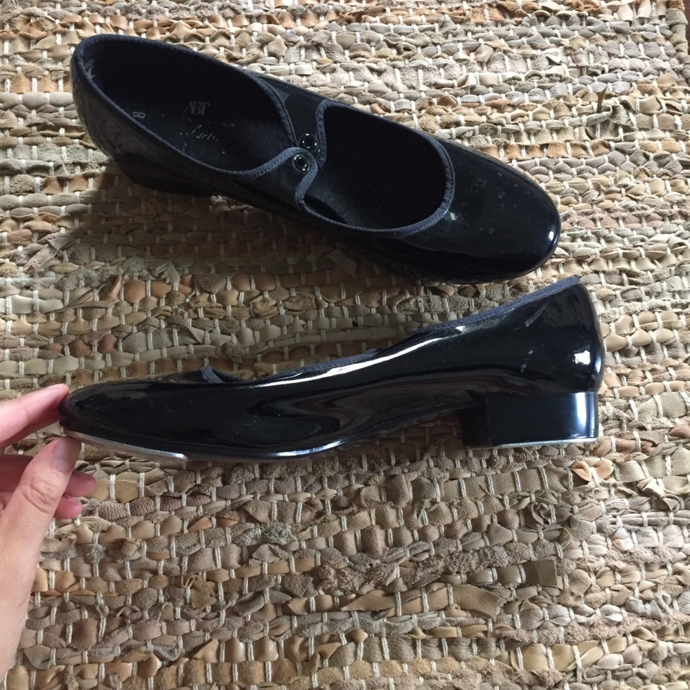 Tap shoes